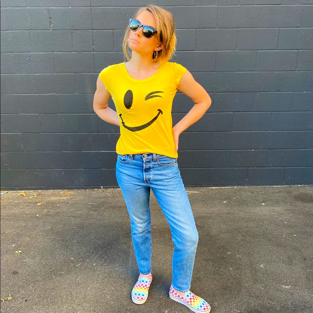 🌐 VINTAGE Y2K 🌐 Self Esteem smiley baby tee